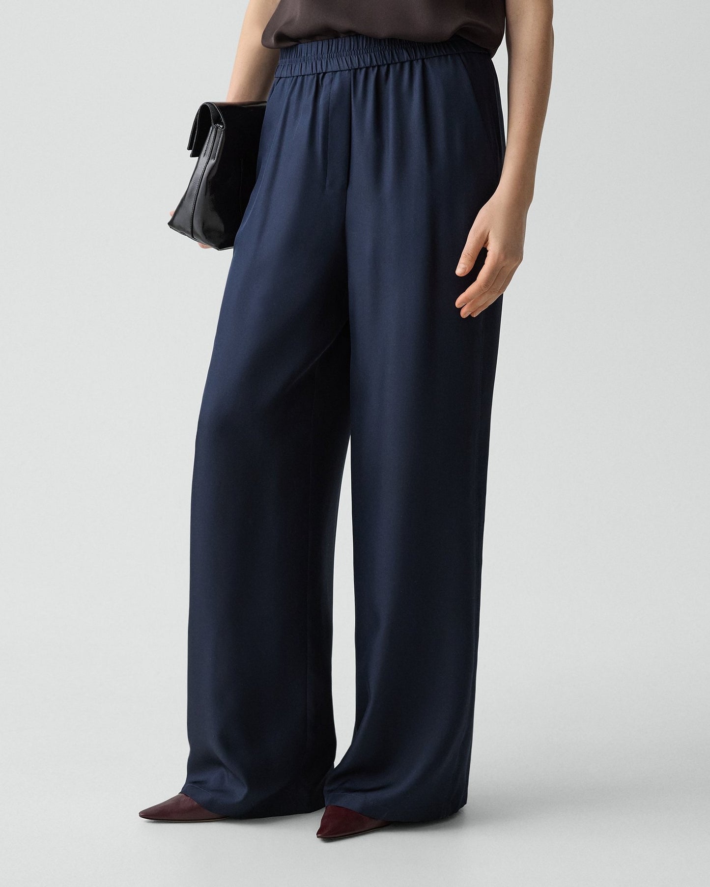 Toriey Slip-on Style Track Pant in Mod Silk Twill